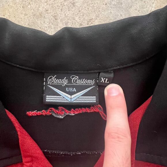 Jim Beam red and black button up shirt - Picture 5 of 5